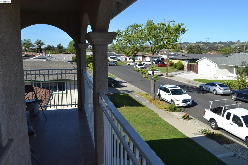 27093 Lemay Way Hayward CA 94544