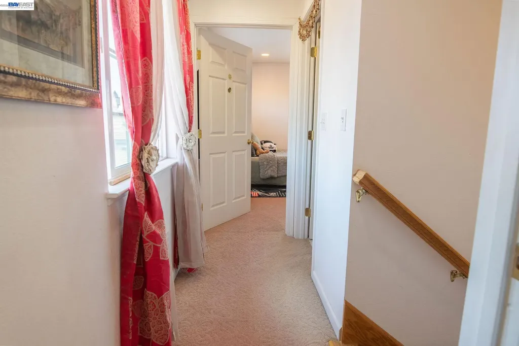 27093 Lemay Way Hayward CA 94544