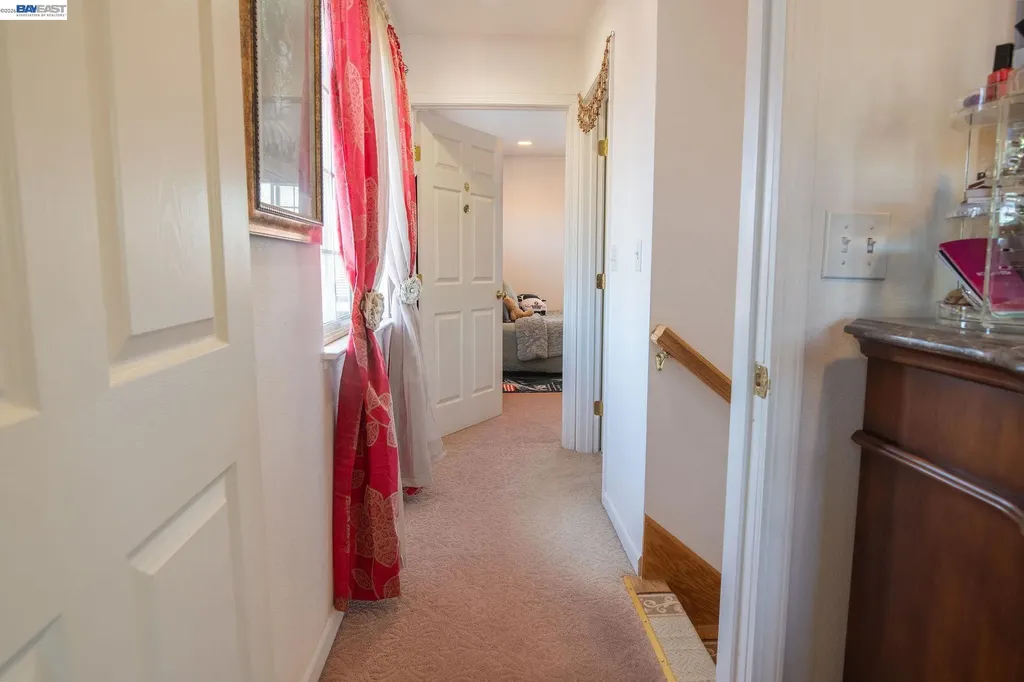 27093 Lemay Way Hayward CA 94544
