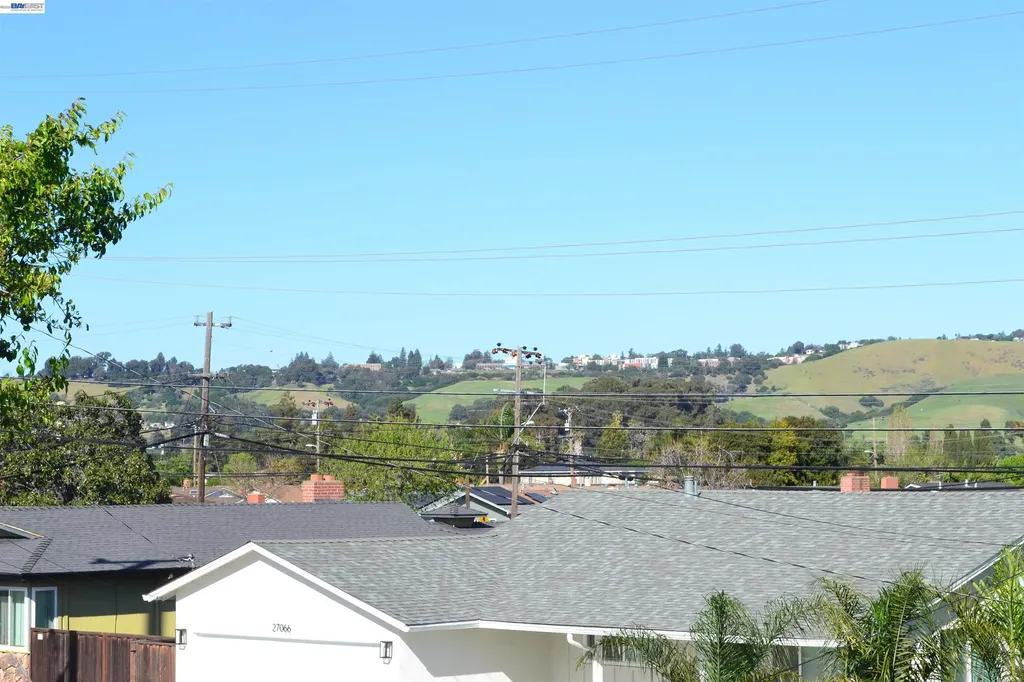 27093 Lemay Way Hayward CA 94544