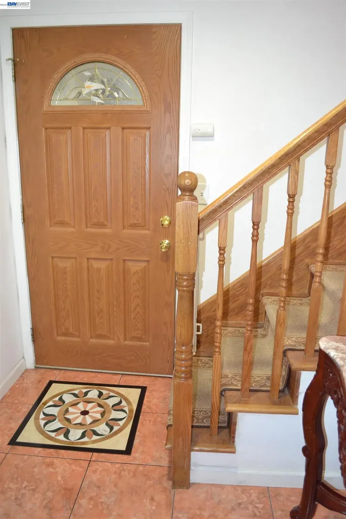 27093 Lemay Way Hayward CA 94544