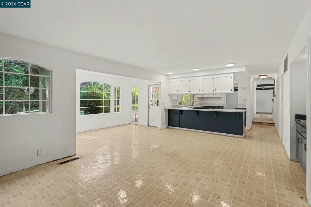 2030 Clearview Court Walnut Creek CA 94598