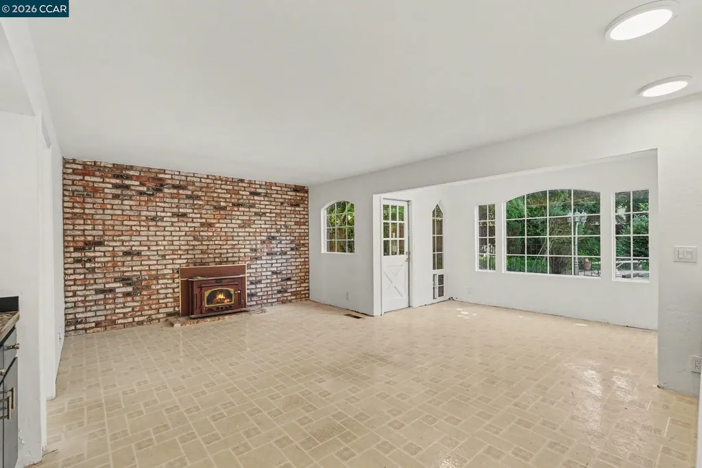 2030 Clearview Court Walnut Creek CA 94598