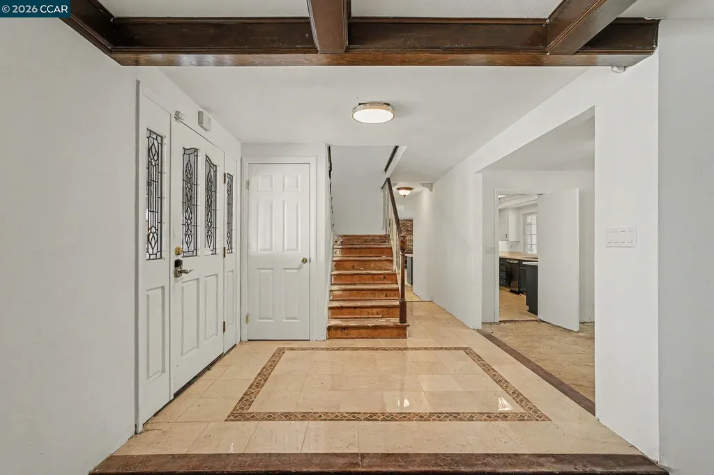 2030 Clearview Court Walnut Creek CA 94598