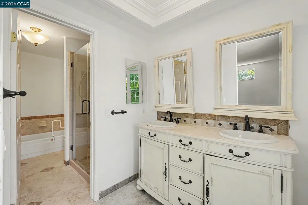 2030 Clearview Court Walnut Creek CA 94598