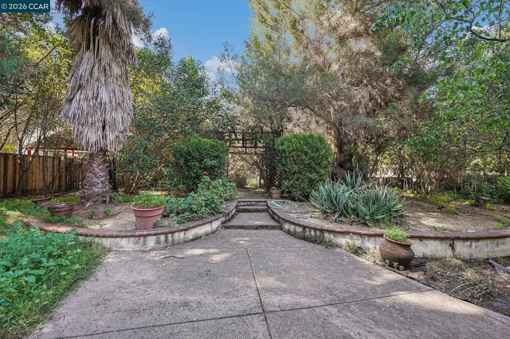 2030 Clearview Court Walnut Creek CA 94598