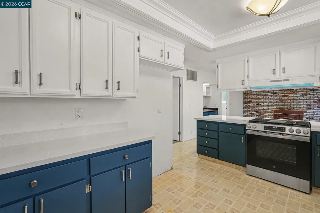 2030 Clearview Court Walnut Creek CA 94598