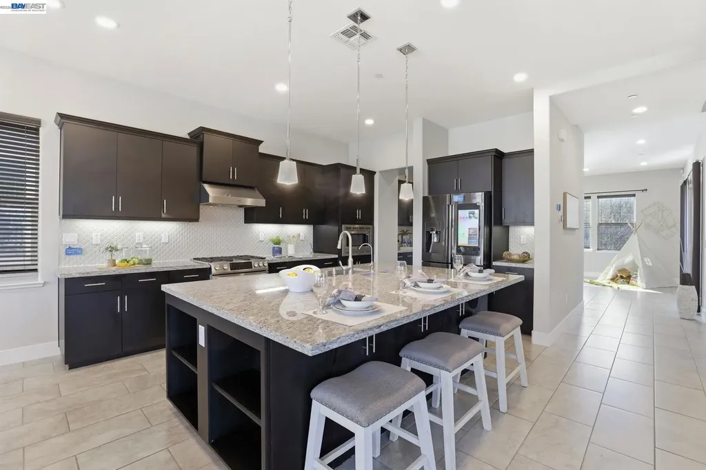 1380 Brookline Loop Pleasanton CA 94566