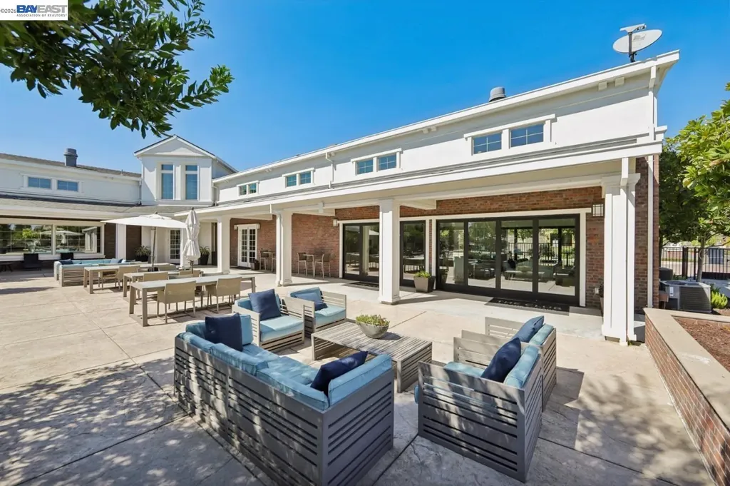 1380 Brookline Loop Pleasanton CA 94566