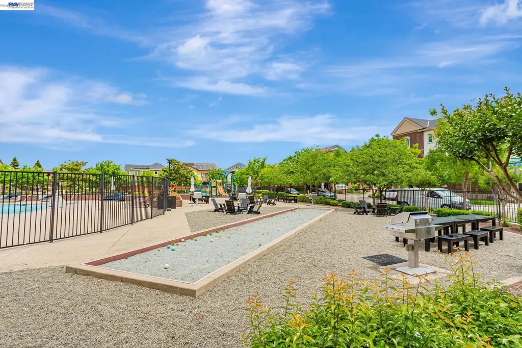 1380 Brookline Loop Pleasanton CA 94566