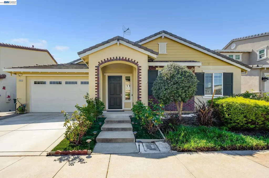 2904 Hanauma Bay Drive Pittsburg CA 94565