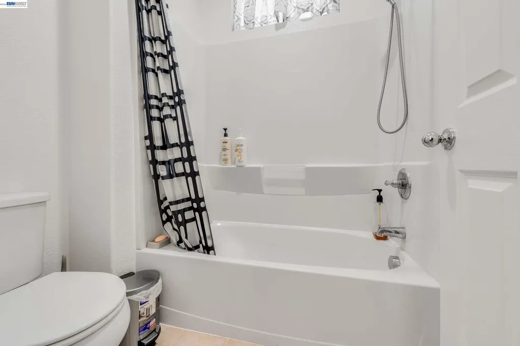 2904 Hanauma Bay Drive Pittsburg CA 94565