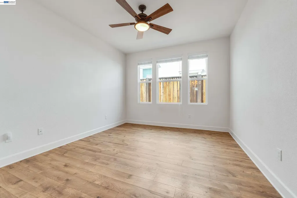 2904 Hanauma Bay Drive Pittsburg CA 94565