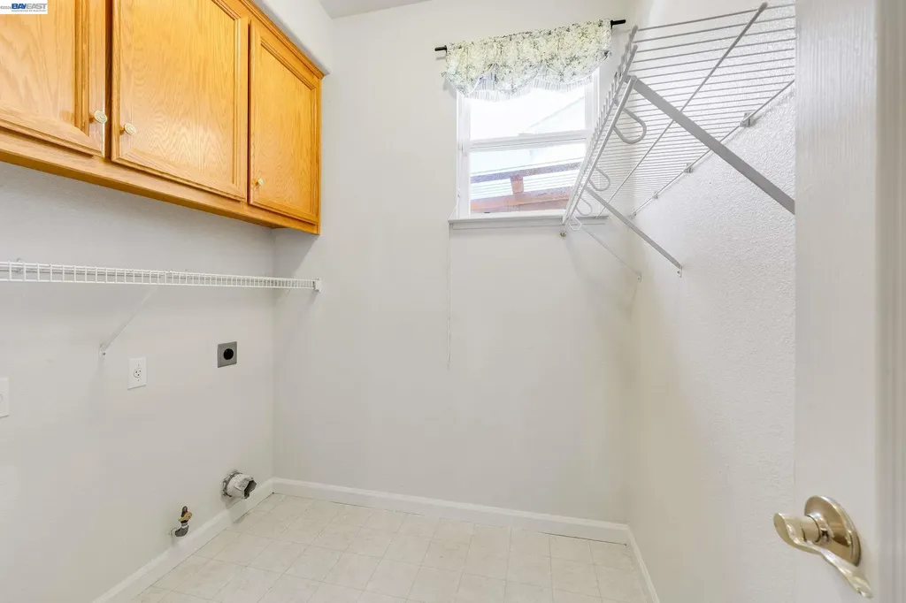 2295 Regatta Way San Leandro CA 94579