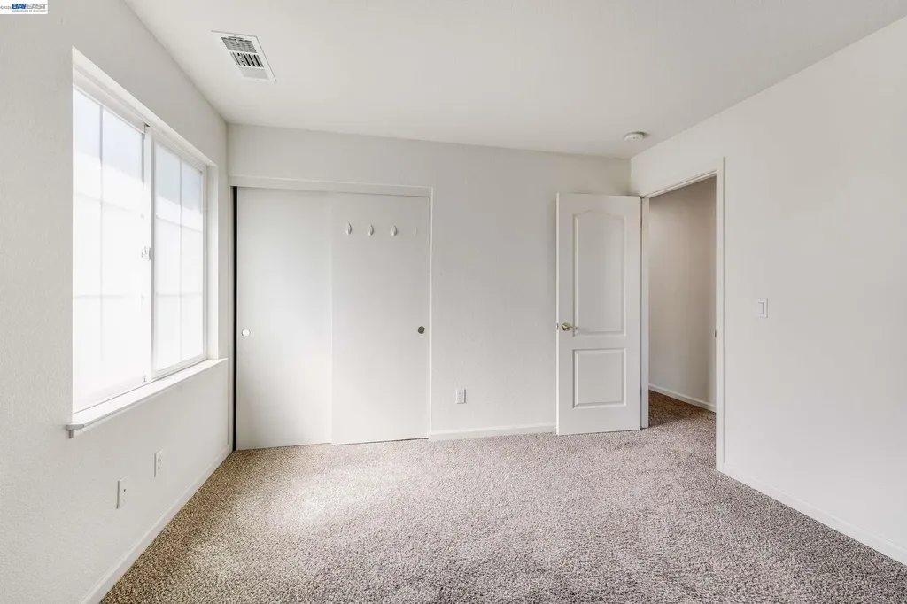 2295 Regatta Way San Leandro CA 94579