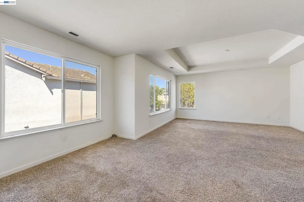 2295 Regatta Way San Leandro CA 94579