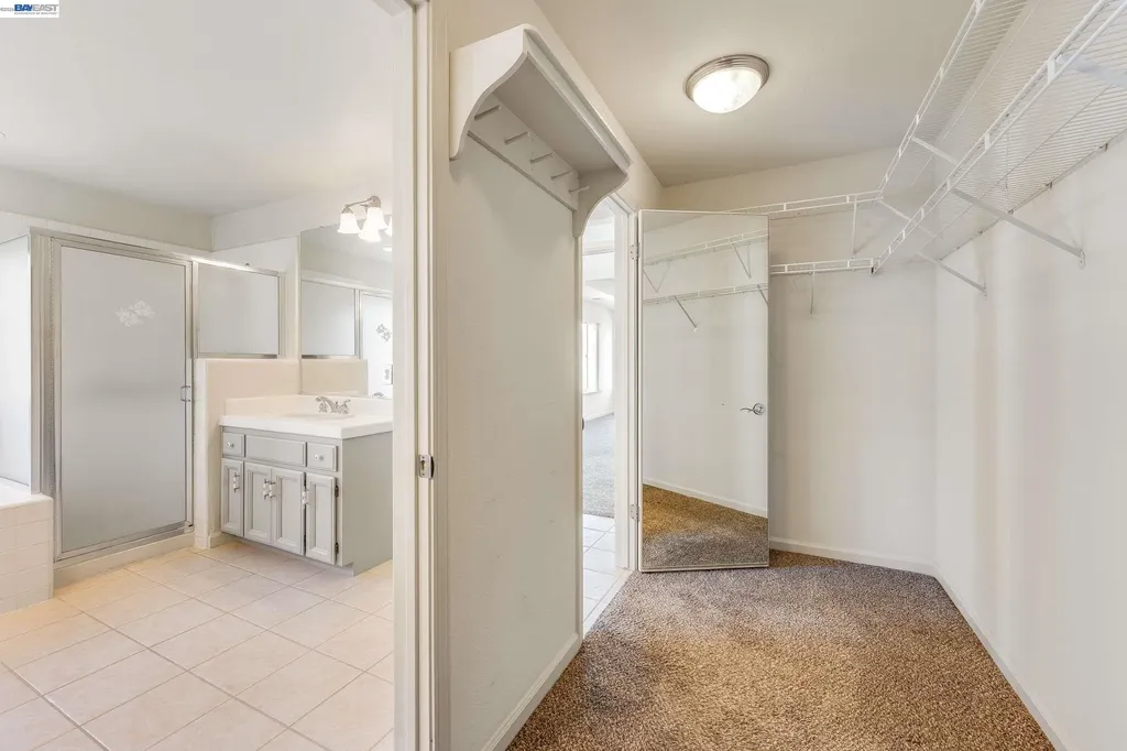 2295 Regatta Way San Leandro CA 94579