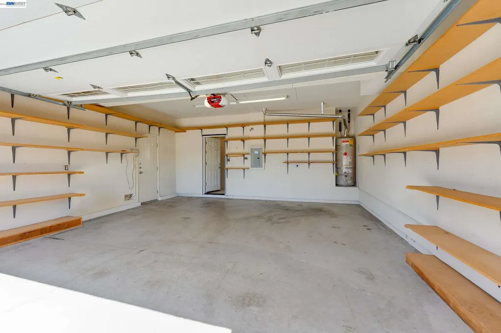 2295 Regatta Way San Leandro CA 94579