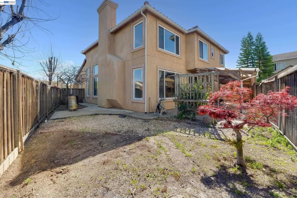 2295 Regatta Way San Leandro CA 94579