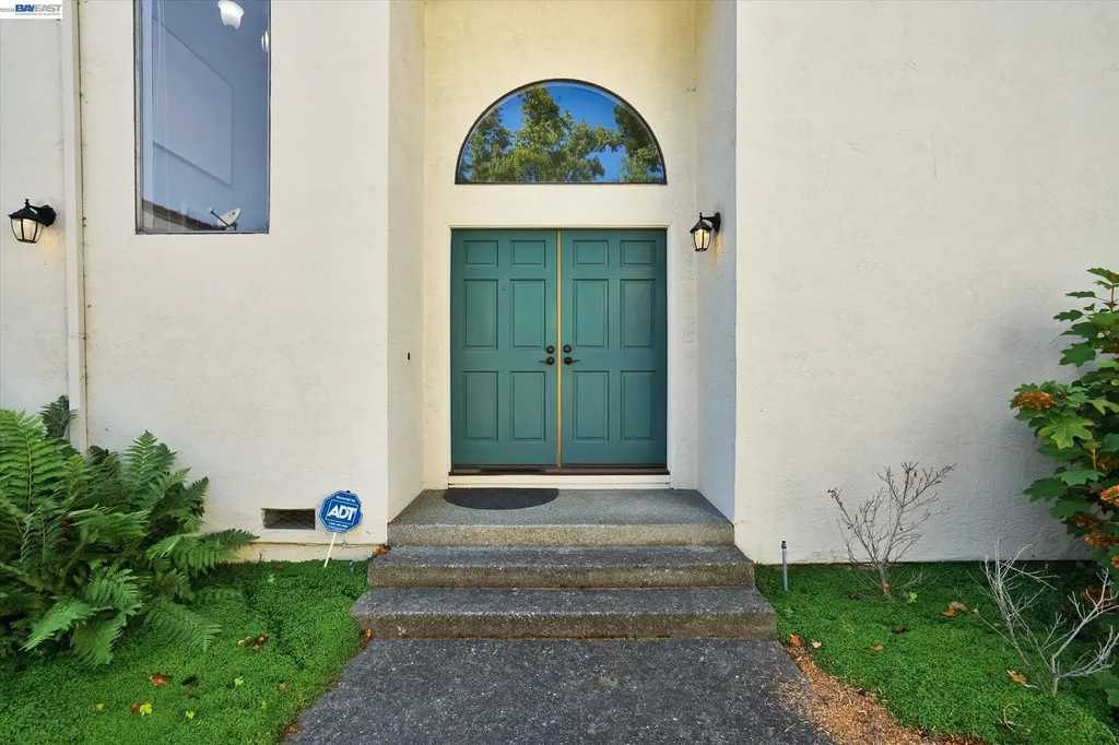 4374 Valley Avenue Pleasanton CA 94566