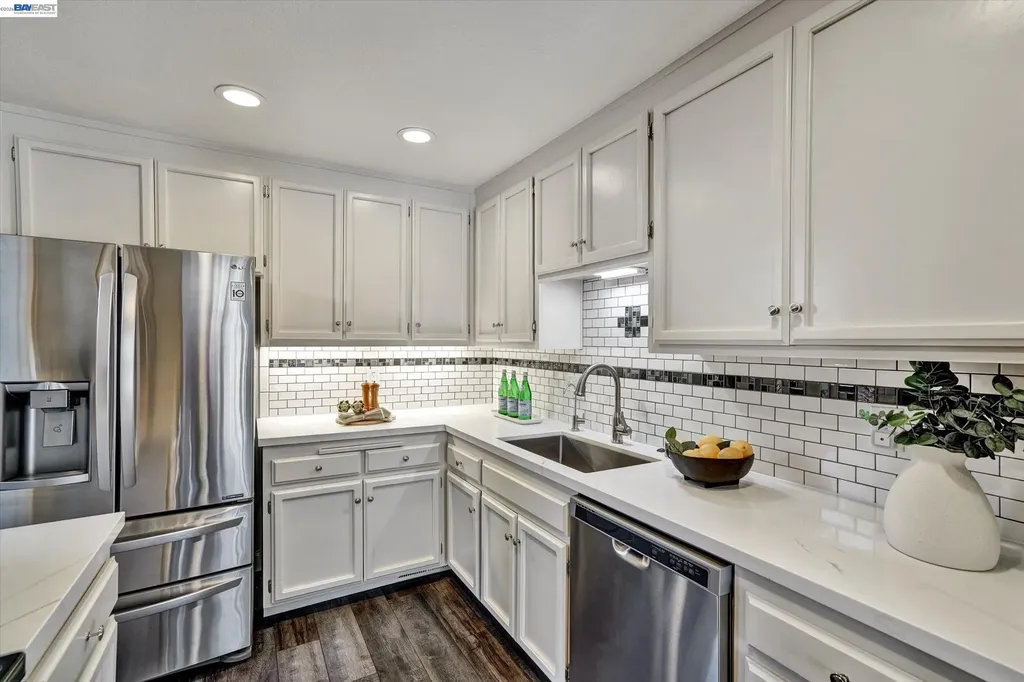 4374 Valley Avenue Pleasanton CA 94566