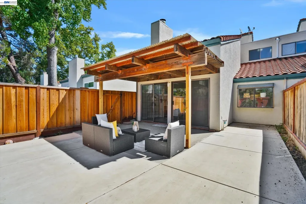 4374 Valley Avenue Pleasanton CA 94566