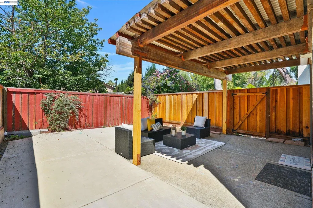 4374 Valley Avenue Pleasanton CA 94566
