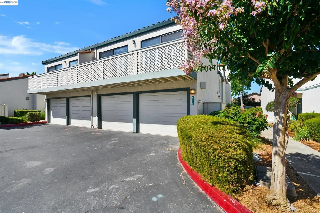 4374 Valley Avenue Pleasanton CA 94566