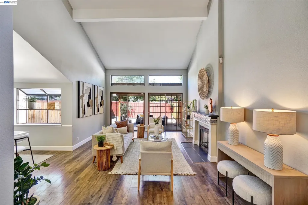 4374 Valley Avenue Pleasanton CA 94566