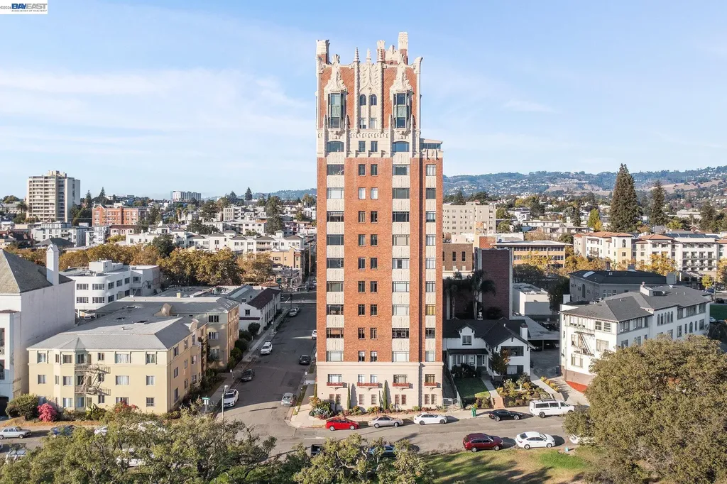 492 Staten Avenue Oakland CA 94610