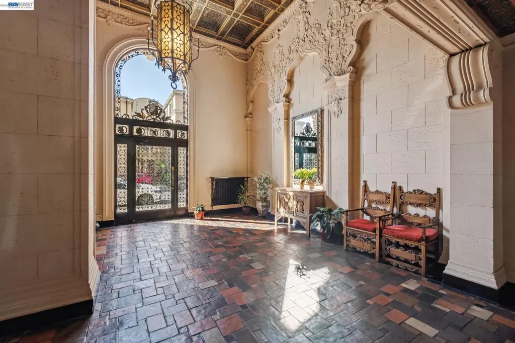 492 Staten Avenue Oakland CA 94610