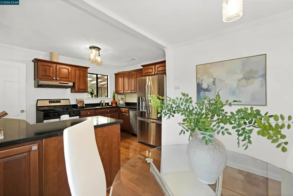 3121 Pine Street Martinez CA 94553