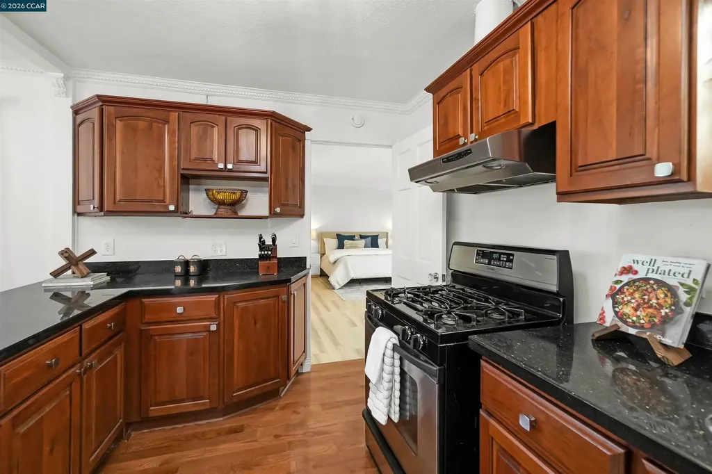 3121 Pine Street Martinez CA 94553