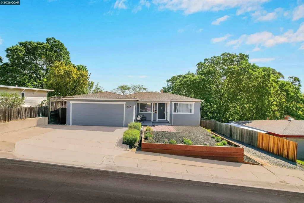 3121 Pine Street Martinez CA 94553