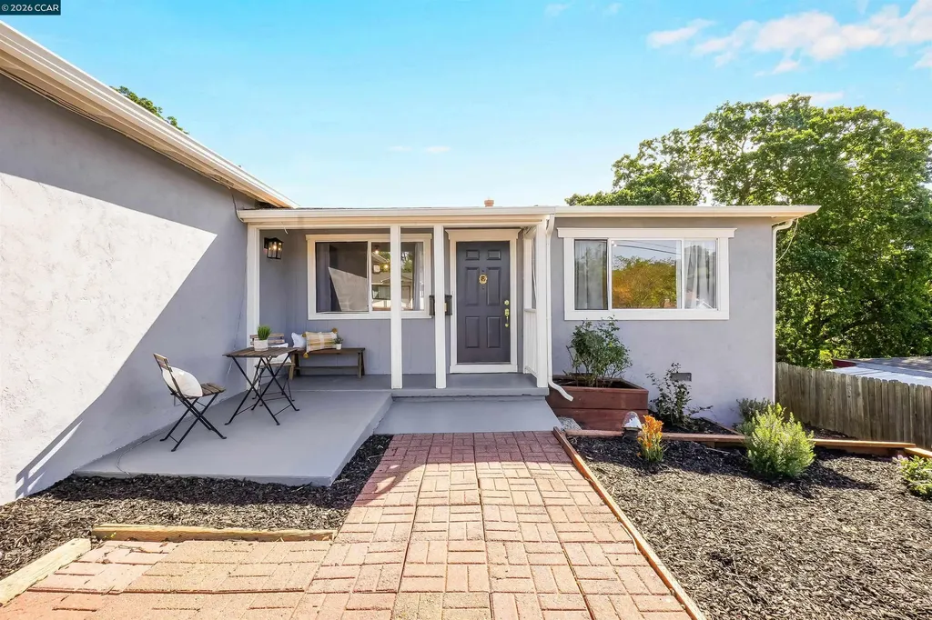 3121 Pine Street Martinez CA 94553