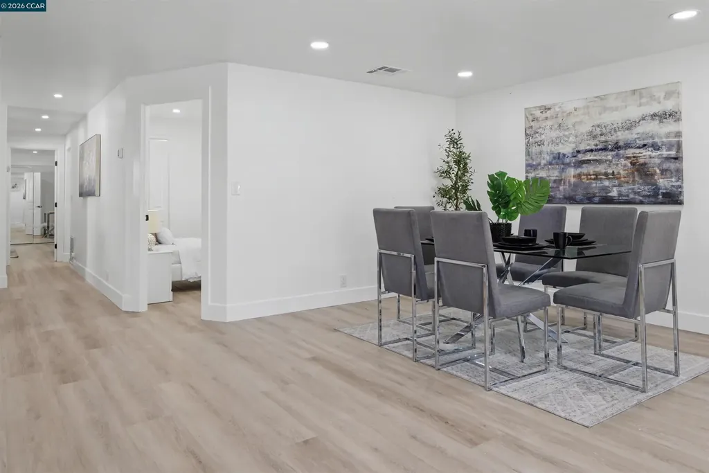 301 Avenida Flores Pacheco CA 94553