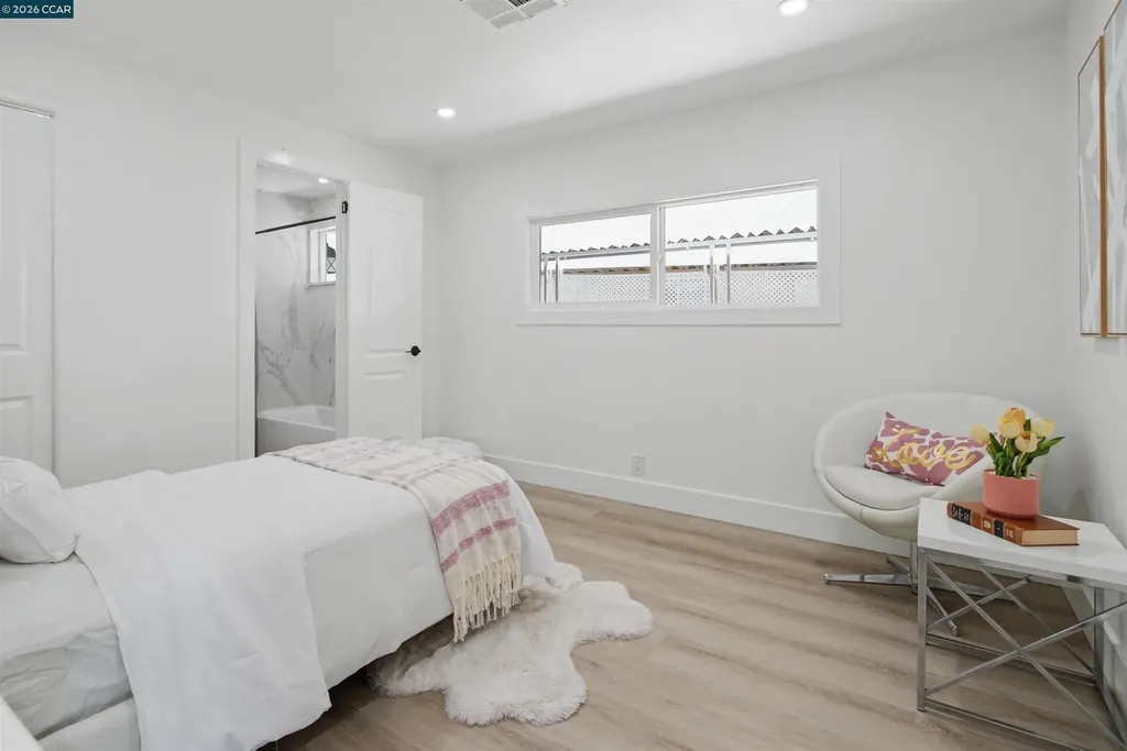 301 Avenida Flores Pacheco CA 94553