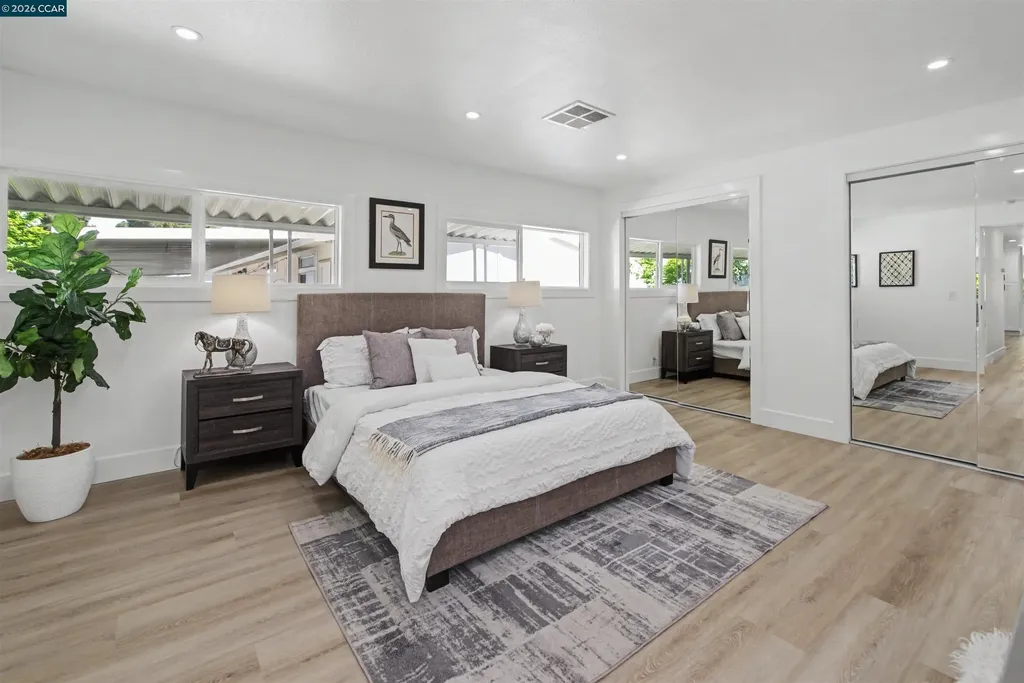 301 Avenida Flores Pacheco CA 94553