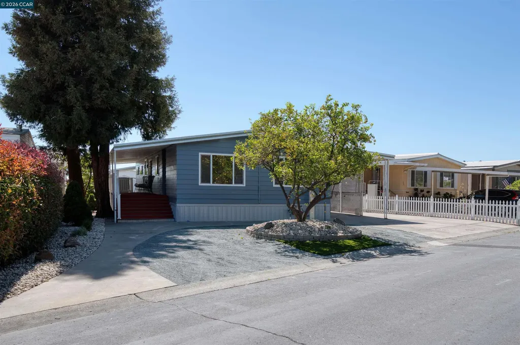 301 Avenida Flores Pacheco CA 94553