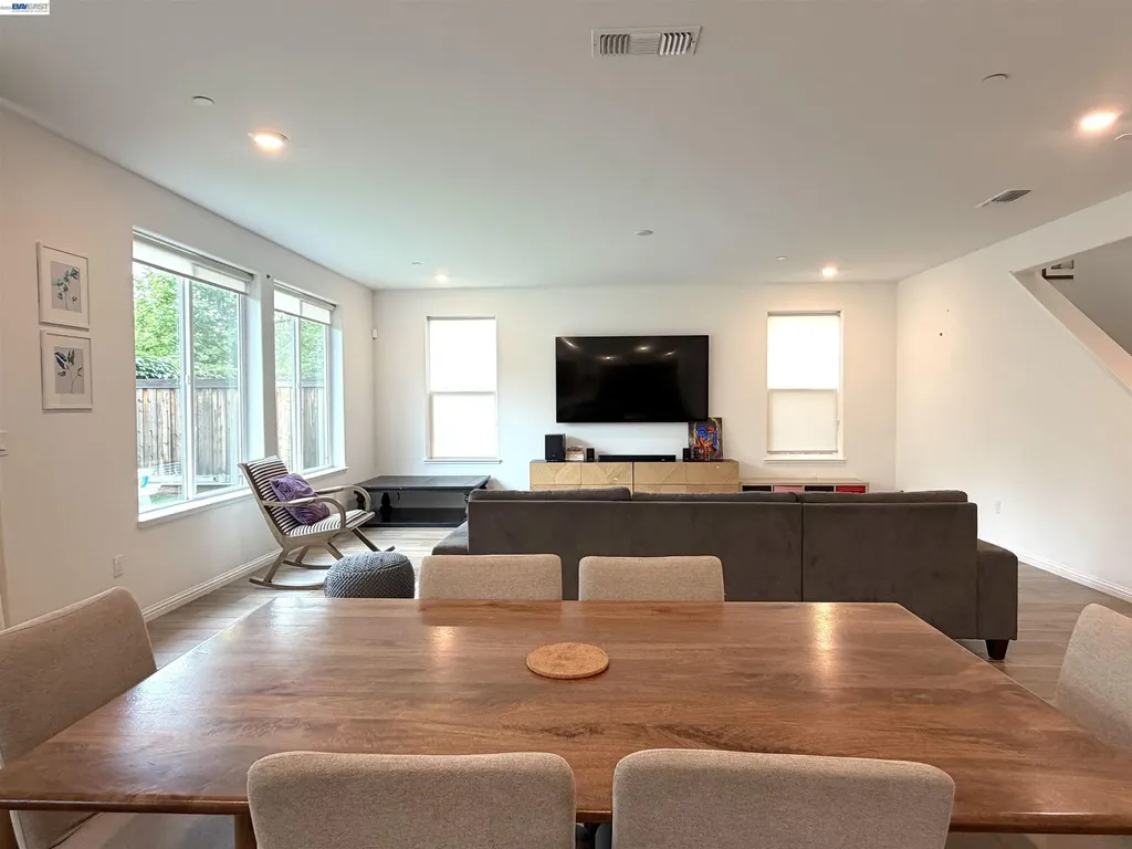 204 Wooley Creek Way Brentwood CA 94513