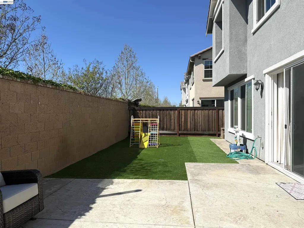 204 Wooley Creek Way Brentwood CA 94513