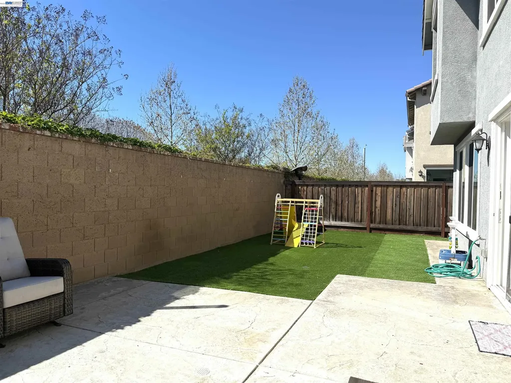 204 Wooley Creek Way Brentwood CA 94513