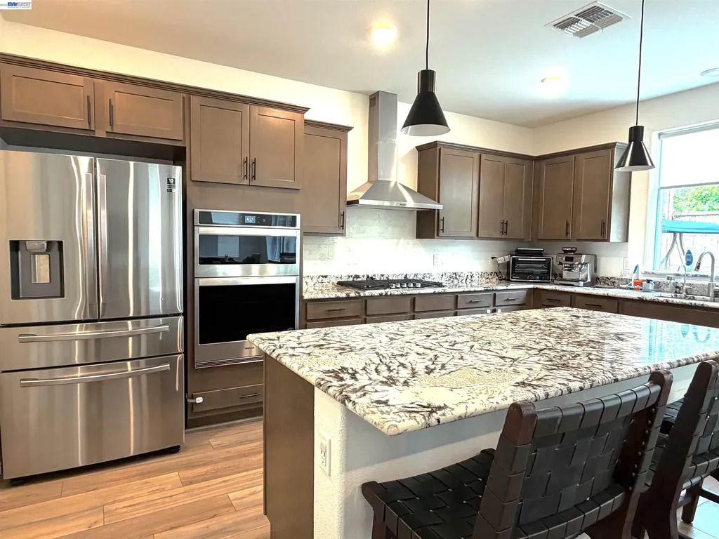 204 Wooley Creek Way Brentwood CA 94513