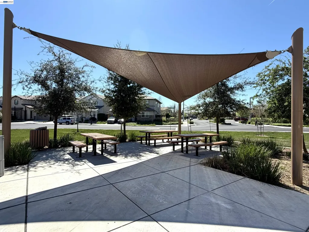 204 Wooley Creek Way Brentwood CA 94513