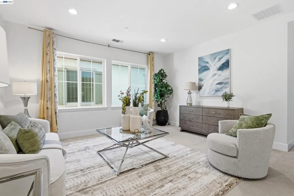39418 Darner Newark CA 94560