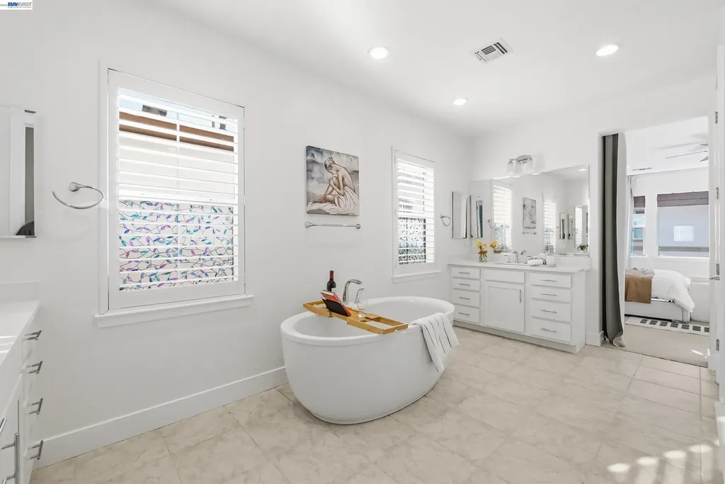 39418 Darner Newark CA 94560