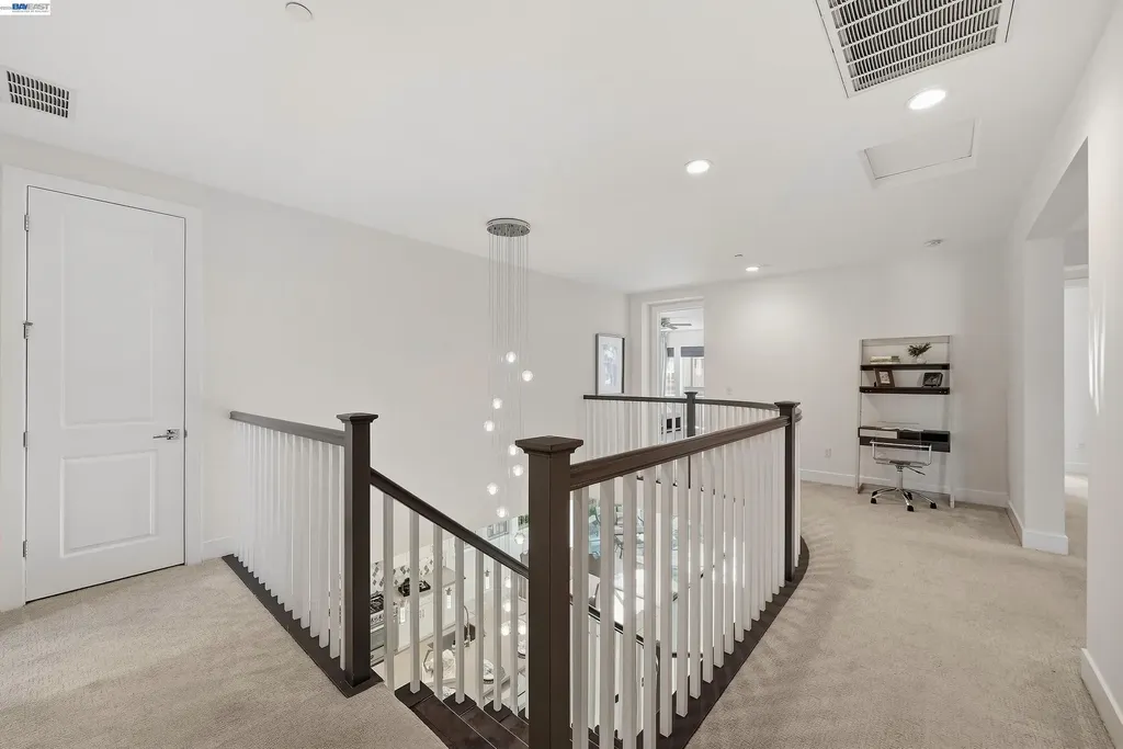 39418 Darner Newark CA 94560