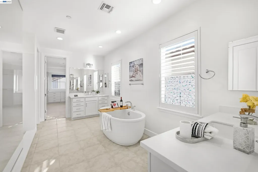 39418 Darner Newark CA 94560