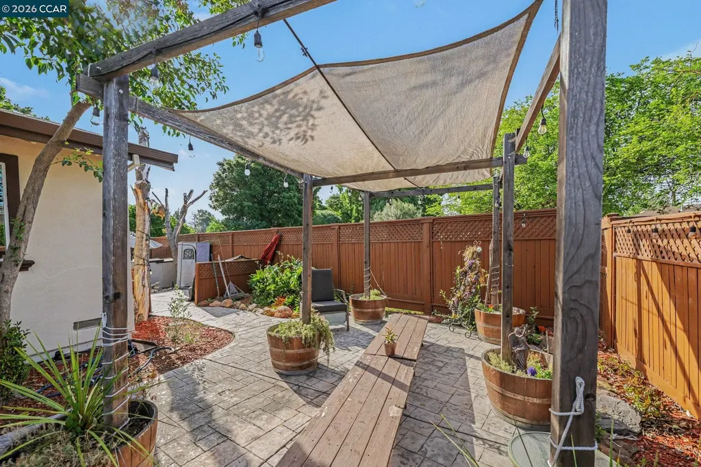 2035 Sherman Drive Pleasant Hill CA 94523