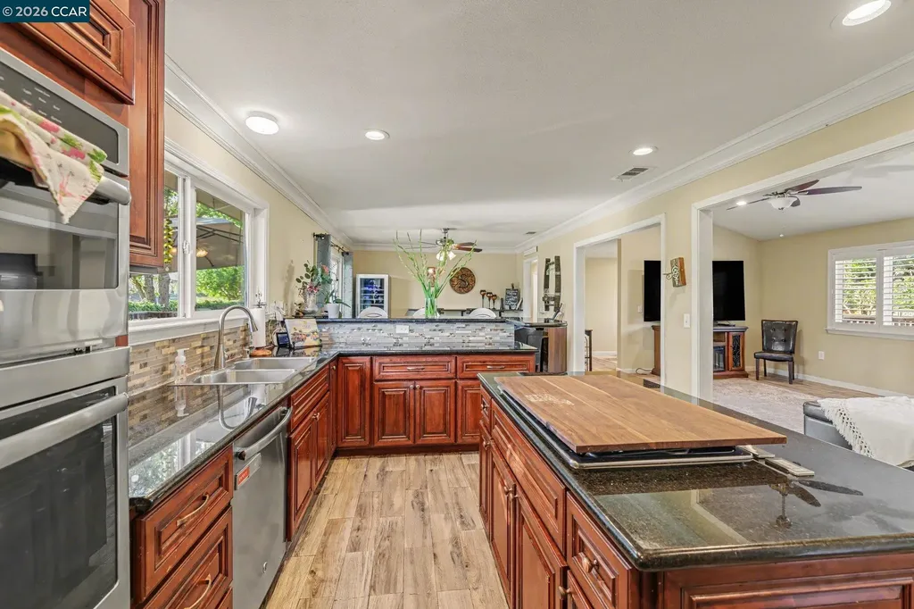 2035 Sherman Drive Pleasant Hill CA 94523